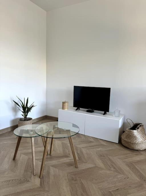 Appartement Neuf Avec Balcon Et Parking Prive カーン エクステリア 写真