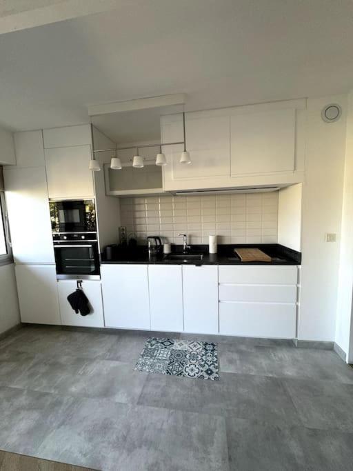 Appartement Neuf Avec Balcon Et Parking Prive カーン エクステリア 写真