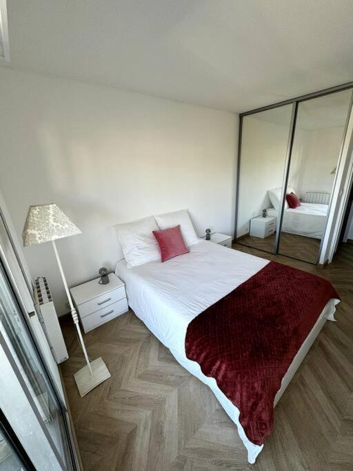Appartement Neuf Avec Balcon Et Parking Prive カーン エクステリア 写真